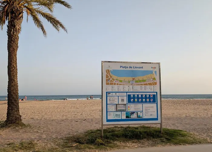 Edificio Cannes شقة سالو